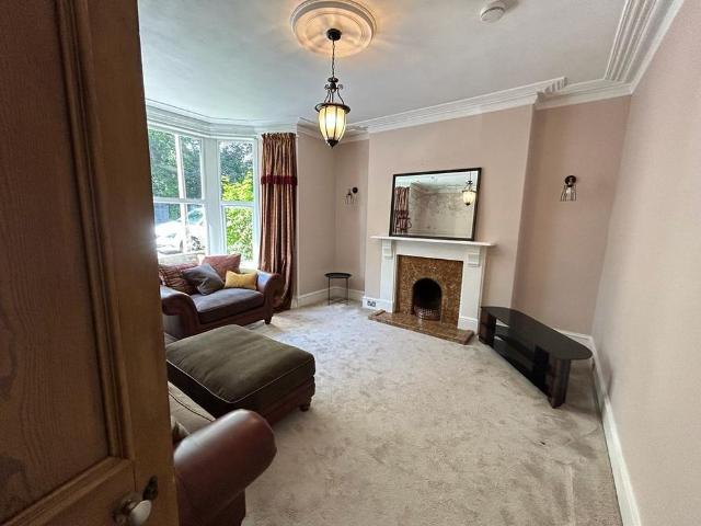 Apartment for rent in Ashgrove, Ballindoch