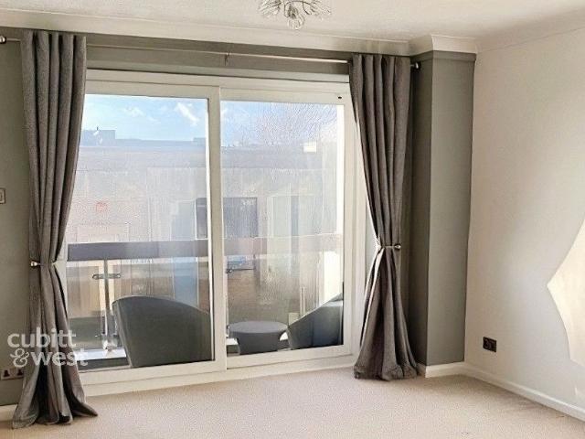 Apartment for rent in Clapham, West Sussex