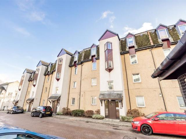 Flat for rent in Ferryhill, Ballindoch