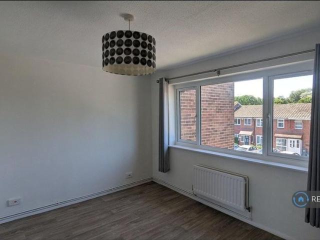 Apartment for rent in Ramsden, Greater London