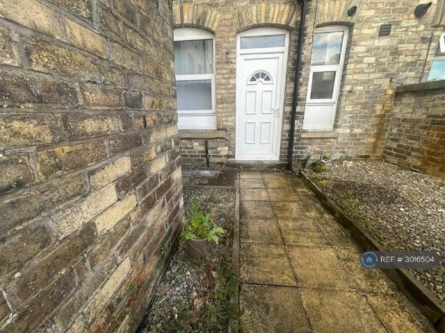 Flat for rent in High Utley, Keighley