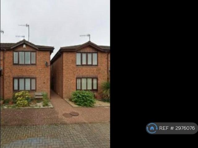 Flat for rent in Longton, Stoke-on-Trent