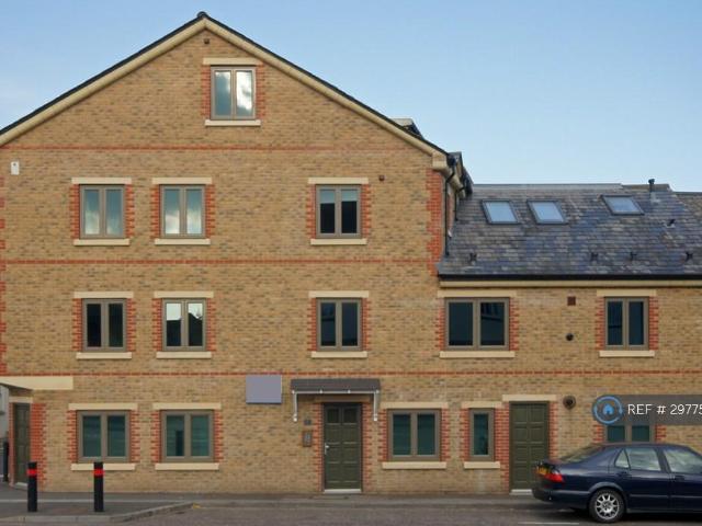Flat for rent in Wellsprings, Rumwell