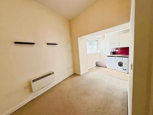 Apartment for rent in Falcon Lodge, Wales