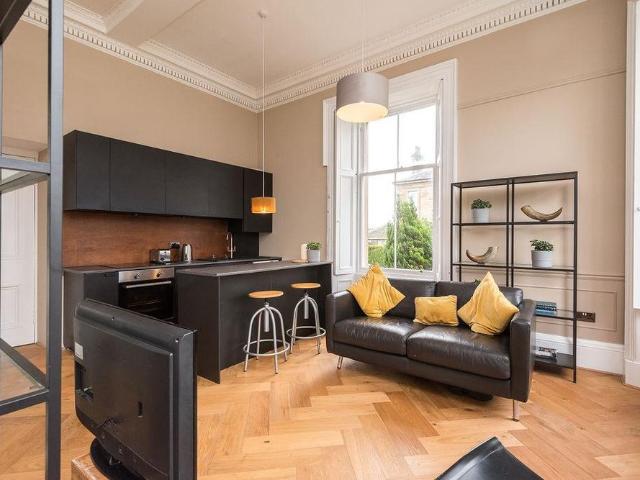 Apartment for rent in Mayfield, Newington