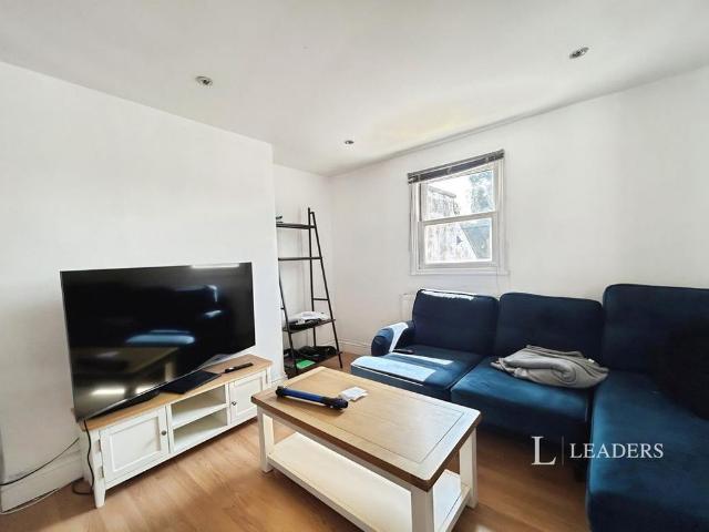 Apartment for rent in Ewens Farm, Golden Valley