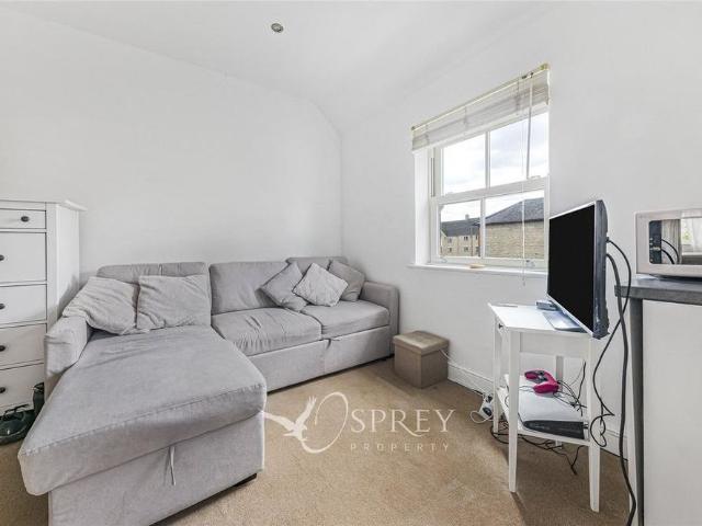 Apartment for rent in Baron St Martin, Barholm