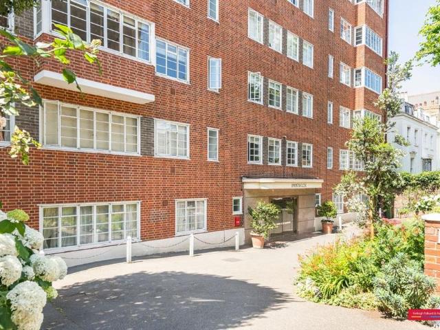 Apartment for rent in Bayswater, Greater London