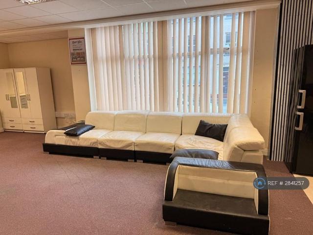 Apartment for rent in Avenham, Higher Bartle