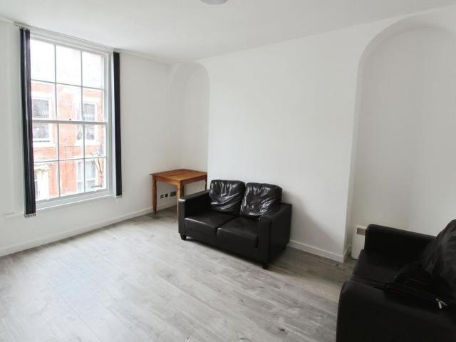 Apartment for rent in Avenham, Higher Bartle