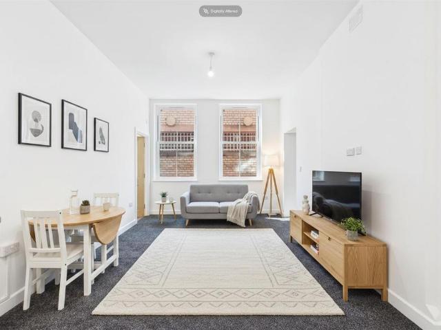 Flat for rent in Caldermill, East Midlands