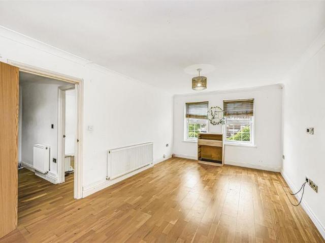 Apartment for rent in Epping, Essex