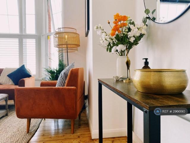Flat for rent in Cliftonville West, Acol