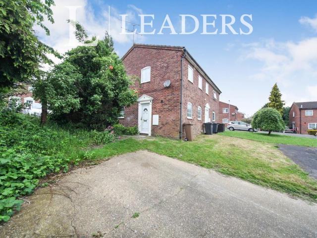 Flat for rent in Spring Park, Luton