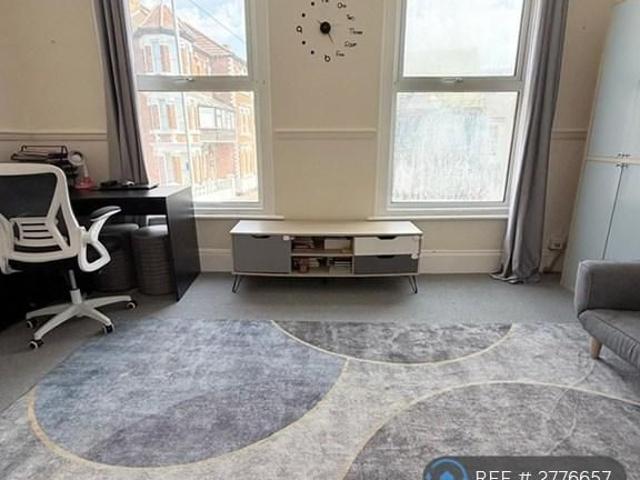 Apartment for rent in Chilton, Acol