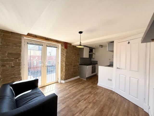 Apartment for rent in Armley, West Yorkshire