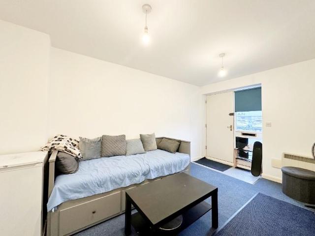 Apartment for rent in Aldershot, Hampshire