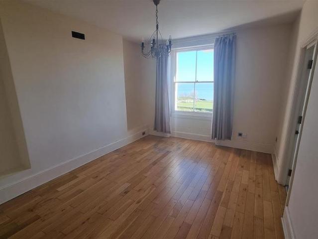 Apartment for rent in West Cliff, Acol