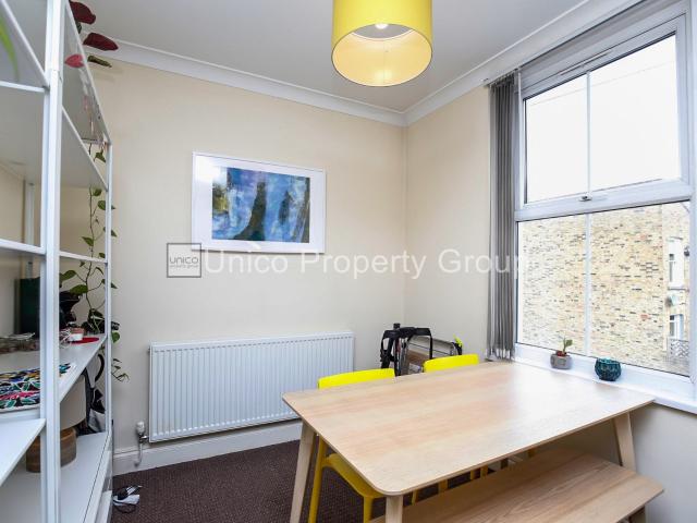 Apartment for rent in Barnes Cray, Greater London