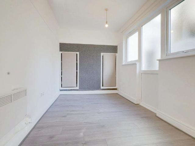 Flat for rent in Alton Barnes, Essex