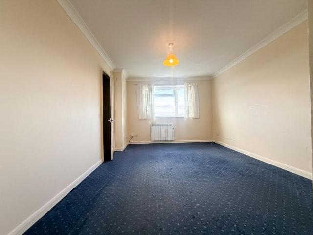 Apartment for rent in Dawlish, Teignbridge