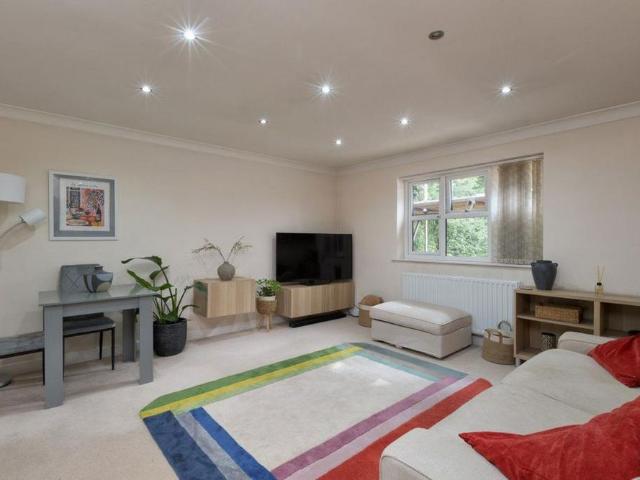Apartment for rent in The Butts, Kent