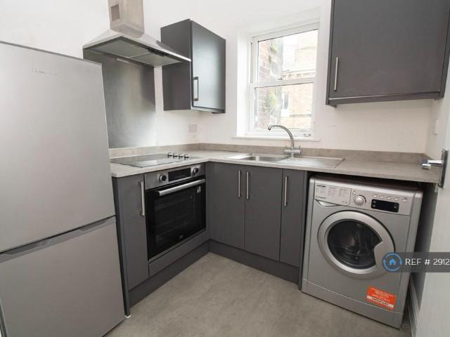 Flat for rent in South Cliff, Kepwick