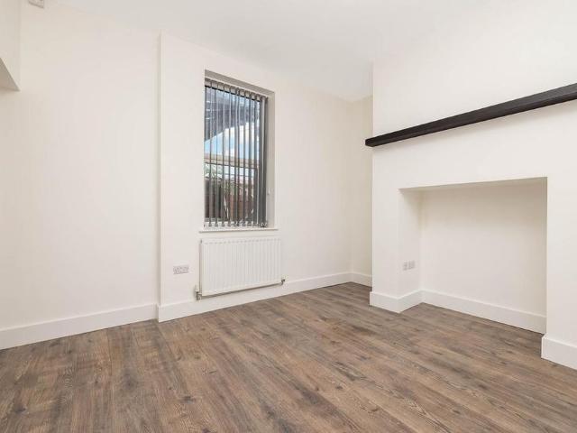 Apartment for rent in Rossmore, Cheshire