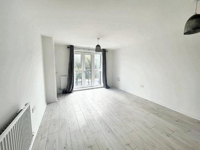 Apartment for rent in Castle Hill, Monks Orchard