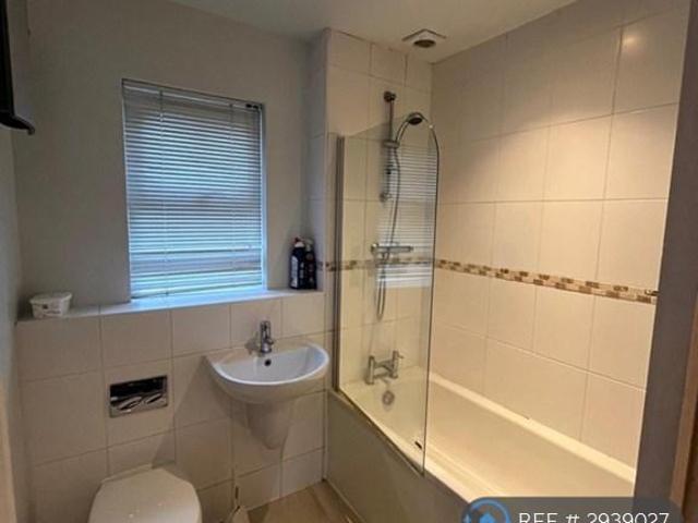 Flat for rent in Westy, Warrington