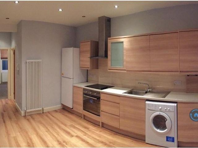 Flat for rent in London Borough of Croydon, Greater London