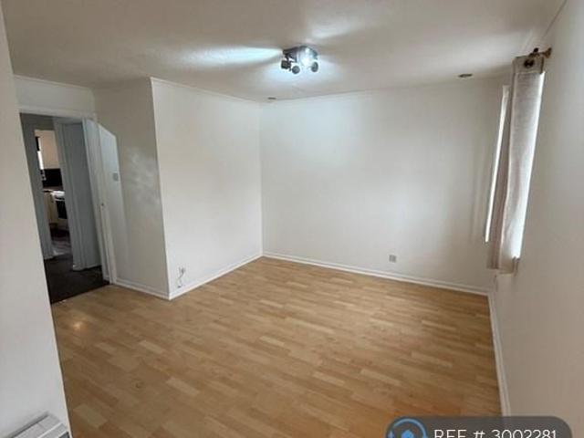 Apartment for rent in London Borough of Ealing, Greater London