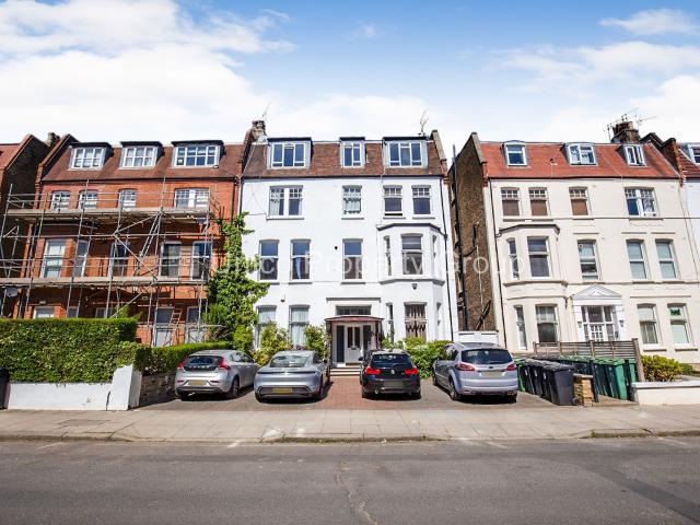 Apartment for rent in South Hampstead, Isle Of Man