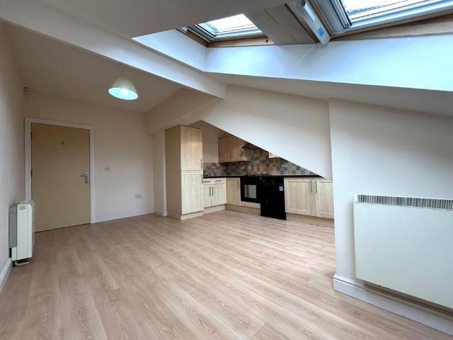 Apartment for rent in Cleckheaton, Kirklees