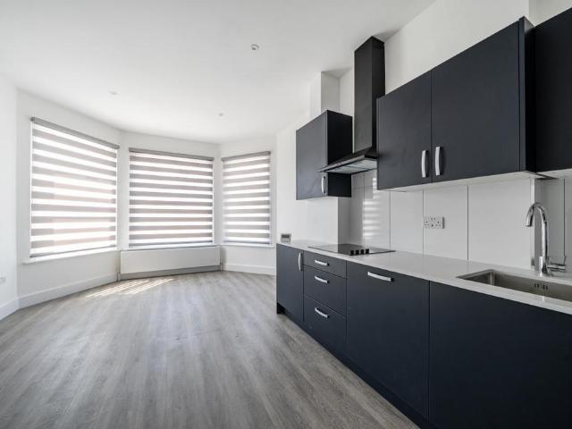 Flat for rent in Kilburn, Greater London
