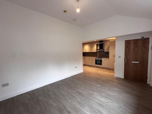 Apartment for rent in California, Littleover