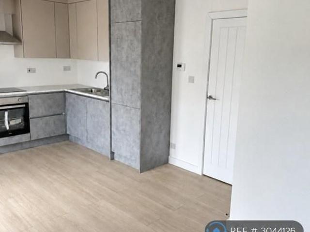 Apartment for rent in London Borough of Croydon, Greater London
