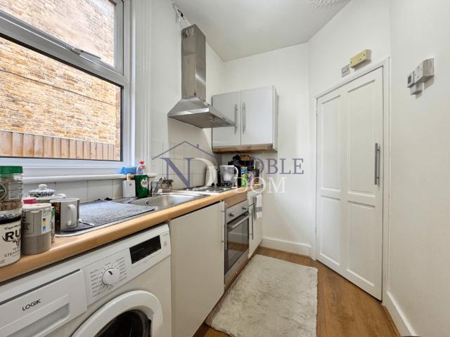 Flat for rent in London Borough of Hounslow, Greater London