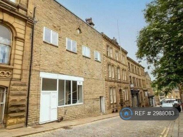 Flat for rent in Eightlands, Dewsbury