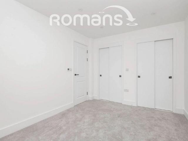 Apartment for rent in Heol-las, Surrey