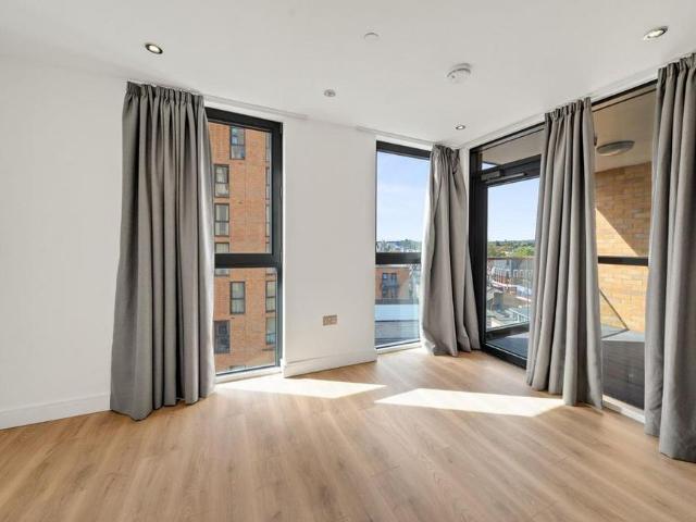 Apartment for rent in Sudbury, Greater London