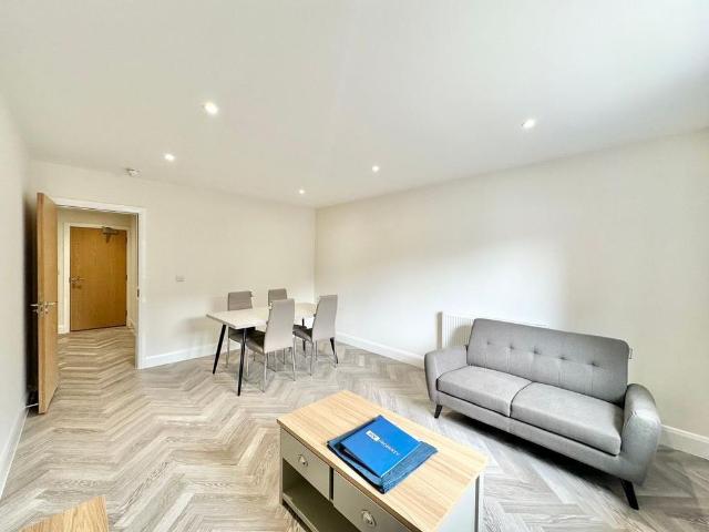 Apartment for rent in Woodley