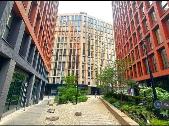 Flat for rent in City Centre, Georgia