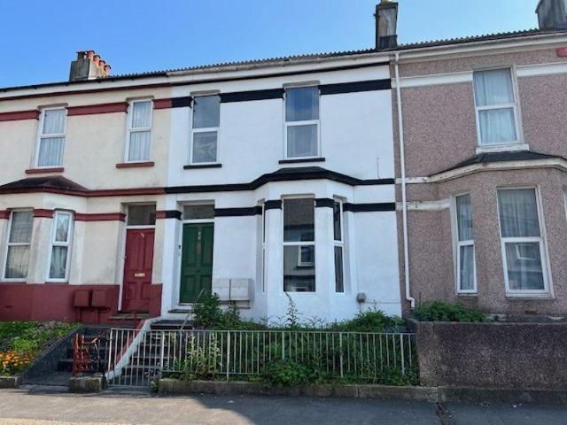 Flat for rent in St.Judes, Mount Wise