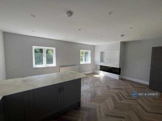 Apartment for rent in Derry Hill, Wiltshire