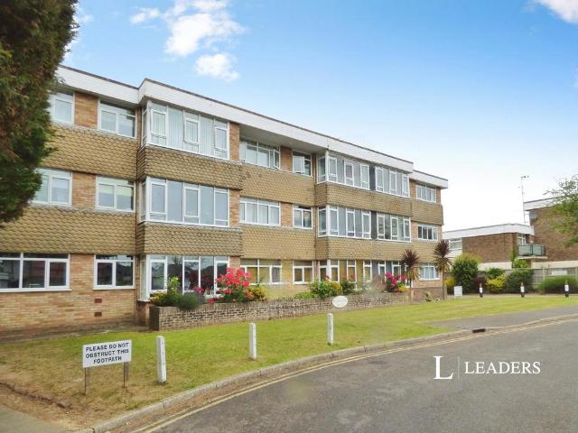 Flat for rent in Rustington, Clapham
