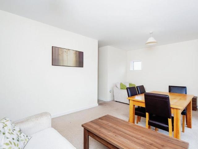 Apartment for rent in Wrexham, Wales