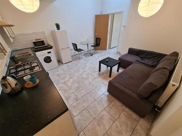 Apartment for rent in Reddish, Stockport