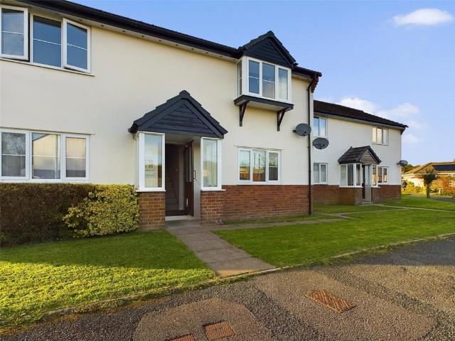 Flat for rent in Brandis Corner, Devon