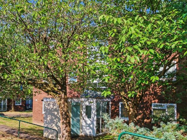 Flat for rent in Radlett, Hertfordshire